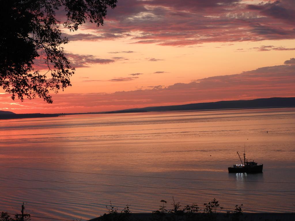 Admiral Digby Inn Restaurant And Cottages 외부 사진